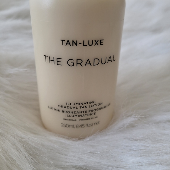 TAN-LUXE The Gradual Illuminating Gradual Tan Lotion NWT Sealed - Picture 6 of 6